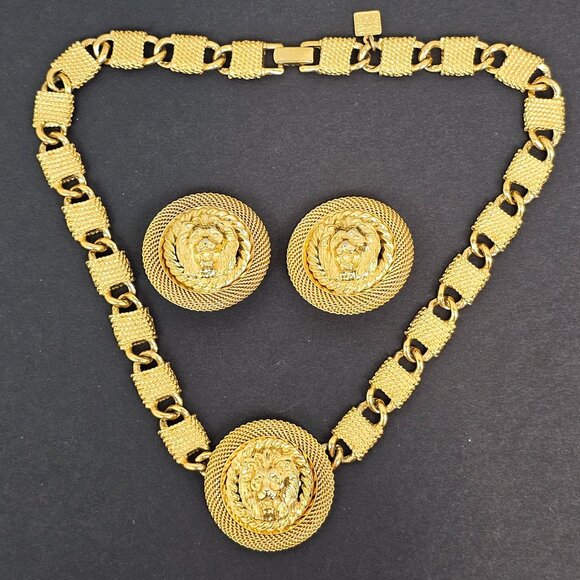 Anne Klein Vtg Lion Head Necklace Clip On Earring Set Gold Tone Statement Chunky - Picture 17 of 17